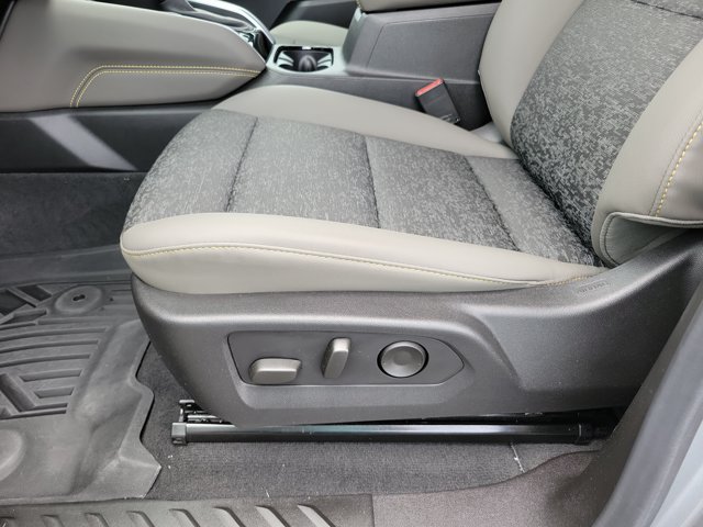 Used 2024 Chevrolet Colorado ZR2 w/ Safety Package AWD/4WD image 14