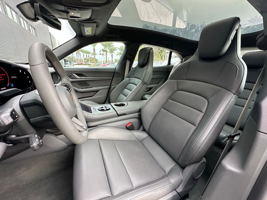 Certified 2025 Porsche Taycan 4 Cross Turismo image 5