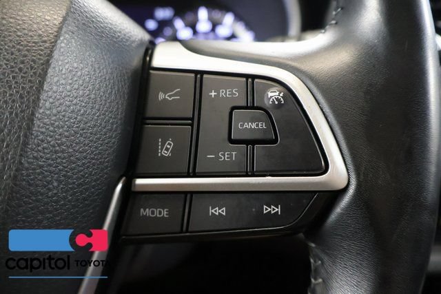 Used 2023 Toyota Highlander XSE AWD/4WD image 19