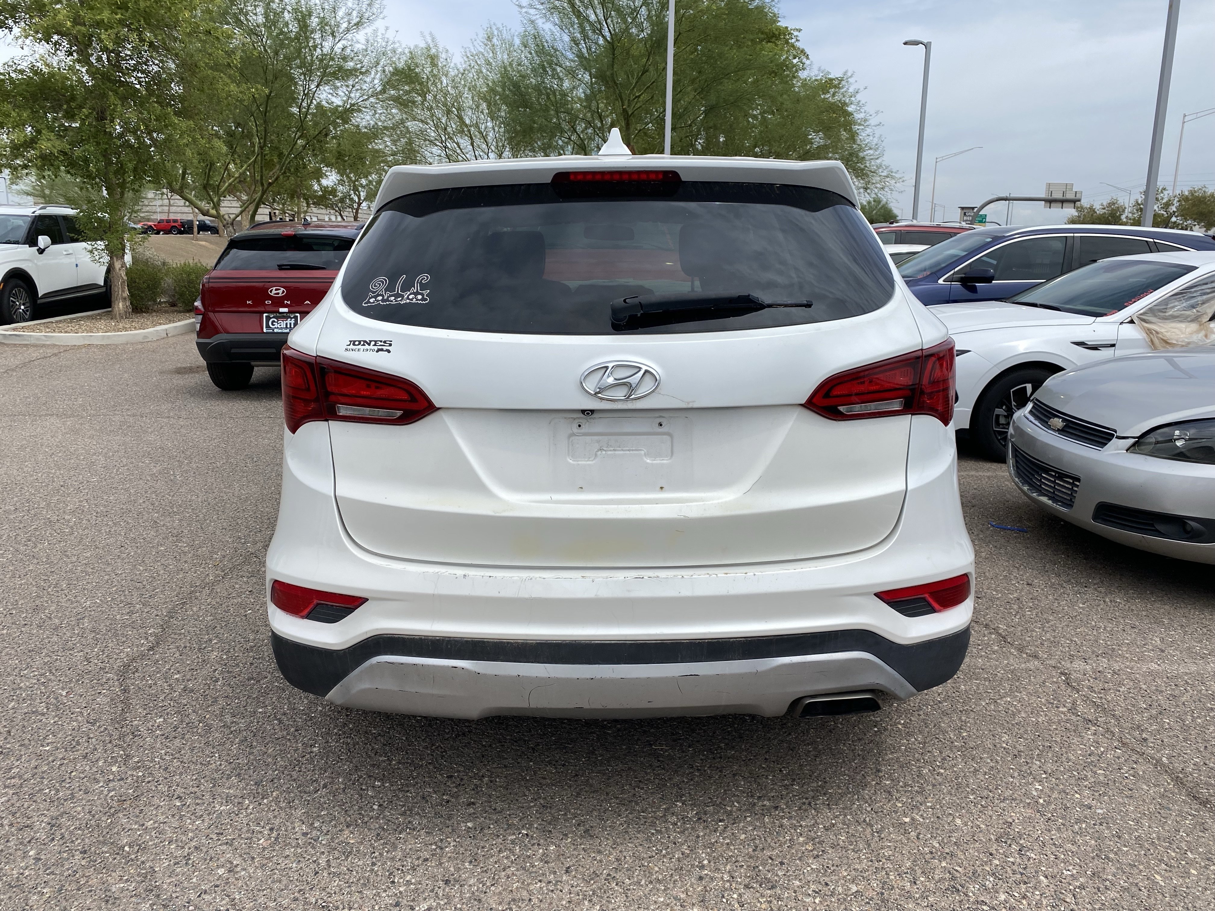 Used 2017 Hyundai Santa Fe Sport FWD image 3
