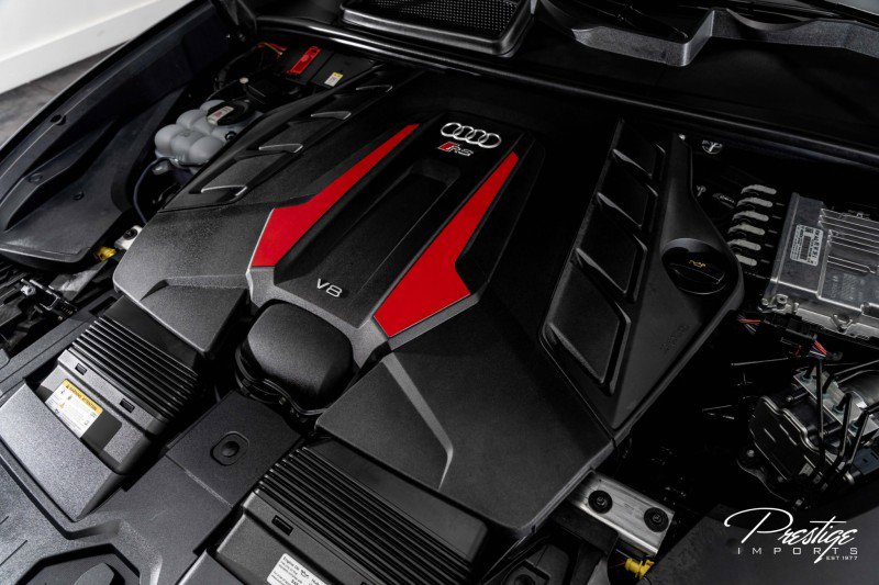 Used 2025 Audi RS Q8 performance image 7