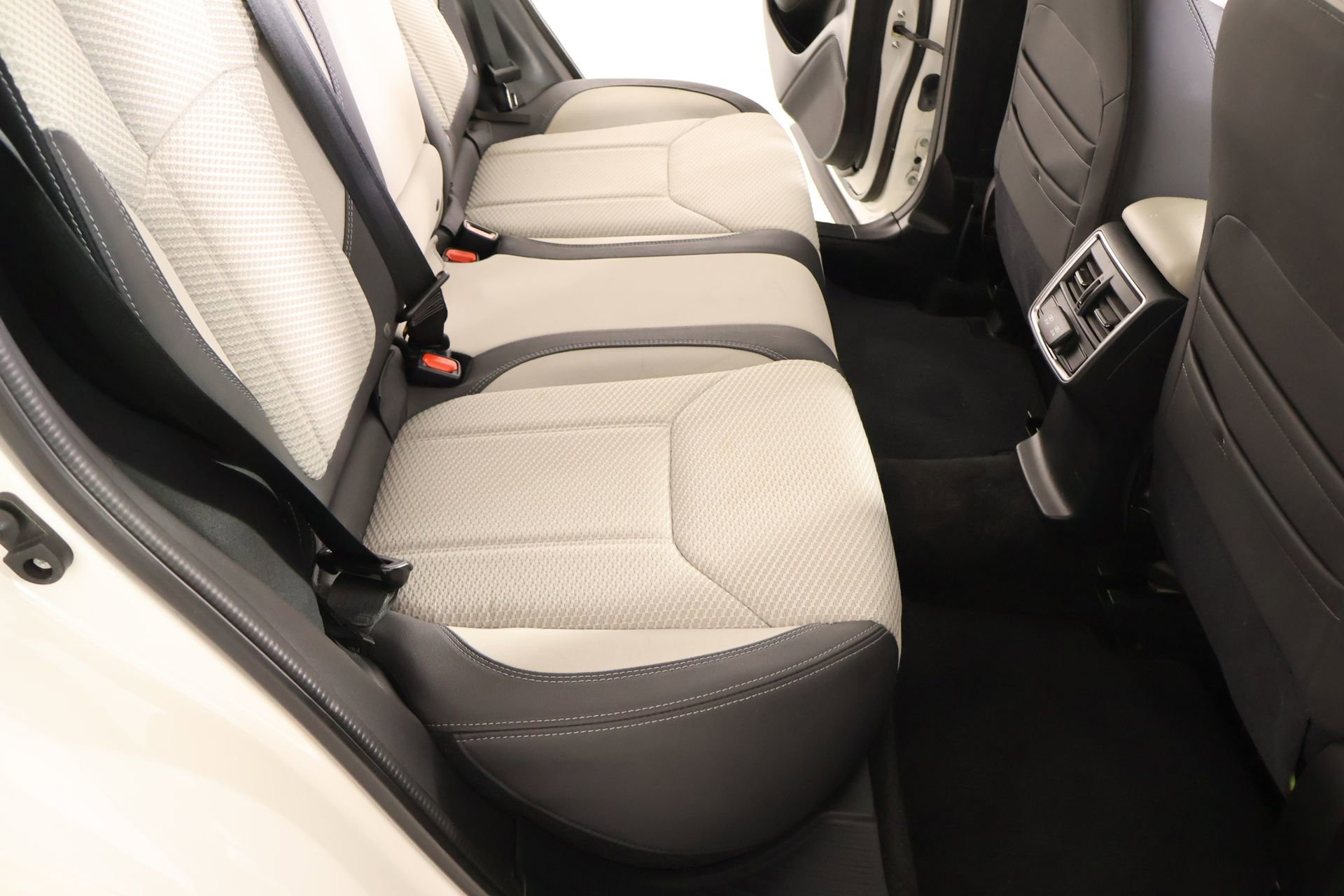Used 2022 Subaru Forester Premium AWD/4WD image 14