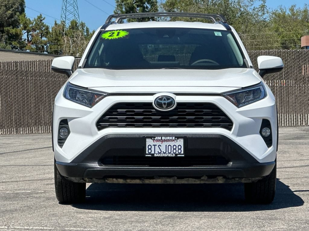 Used 2021 Toyota RAV4 XLE w/ Carpet Mat Package (TMS) FWD image 8