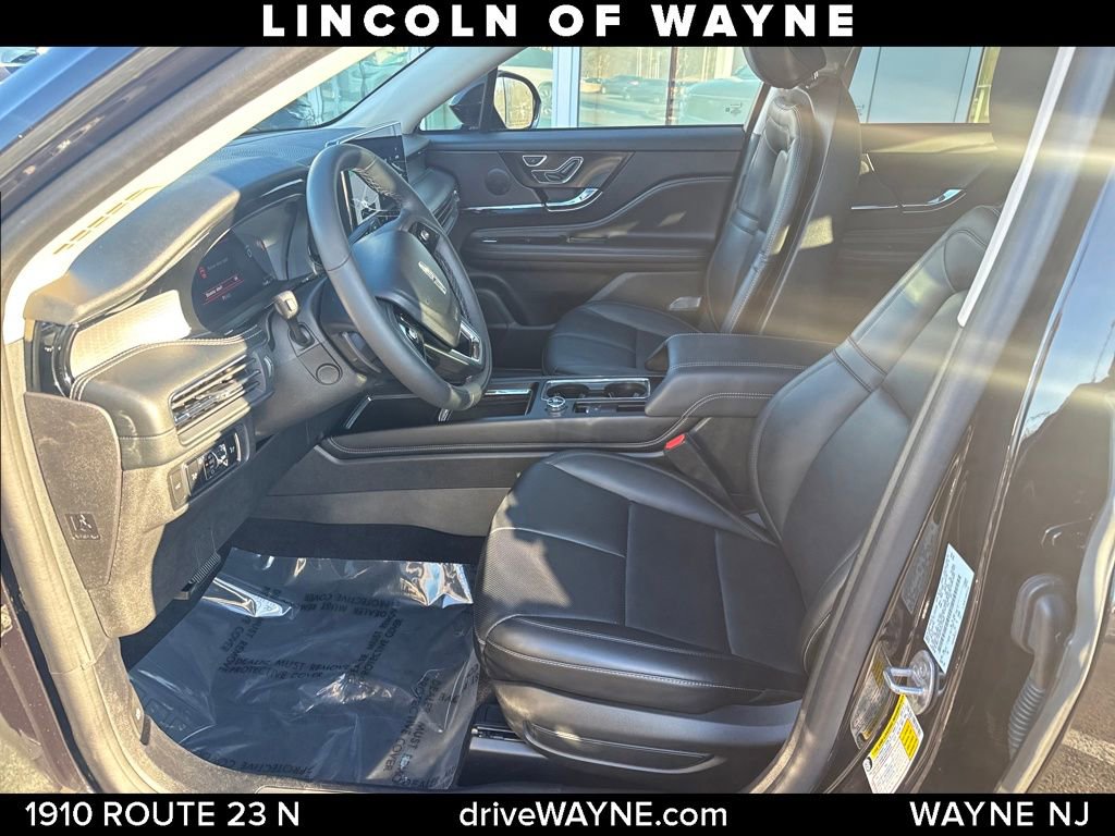 Certified 2023 Lincoln Corsair AWD w/ Equipment Group 101A image 11