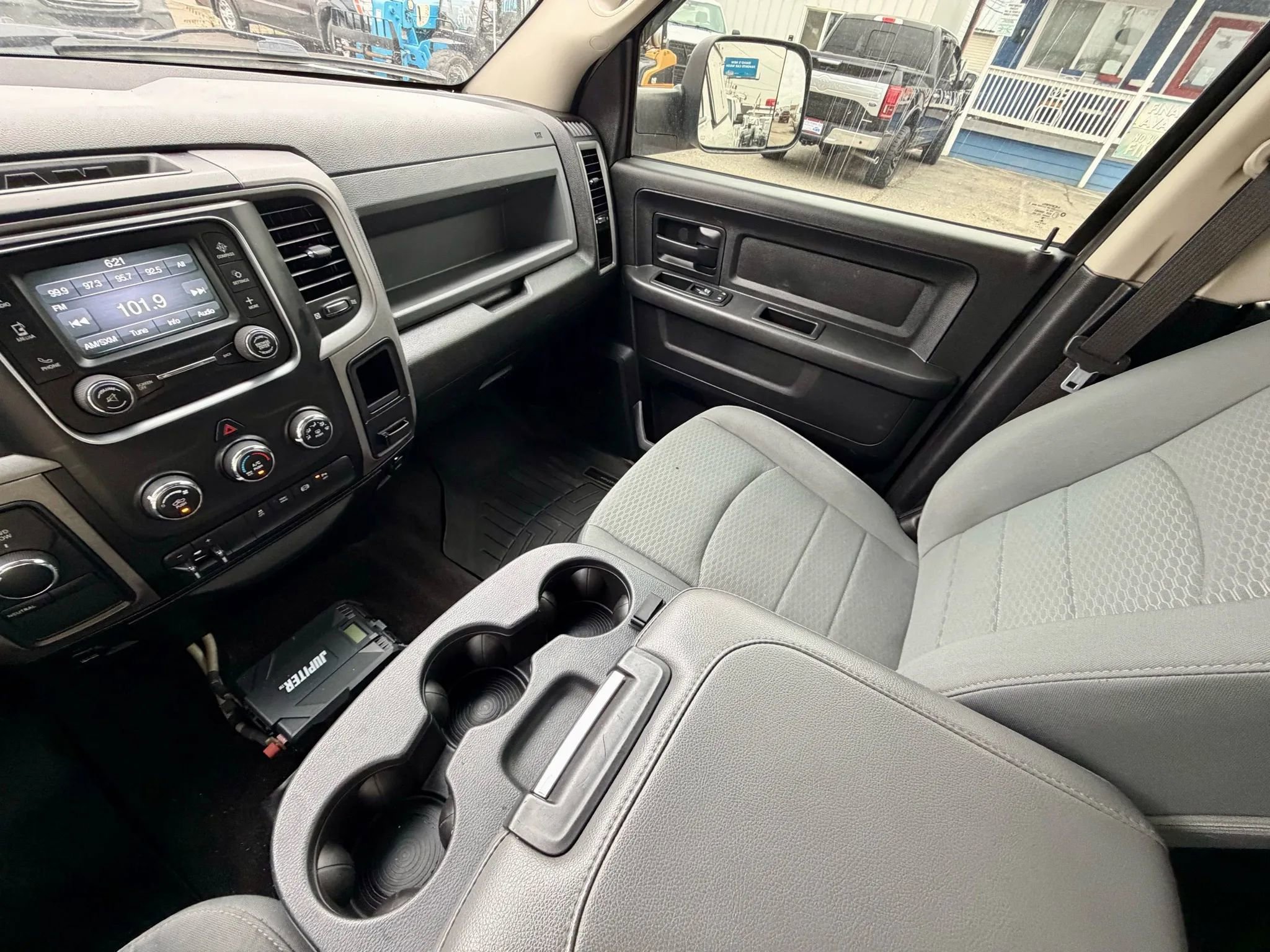 Used 2015 RAM 2500 Tradesman w/ Popular Equipment Group image 18