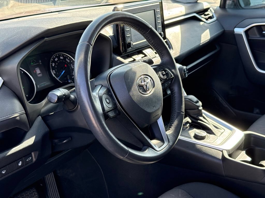 Used 2019 Toyota RAV4 XLE w/ Convenience Package AWD/4WD image 26