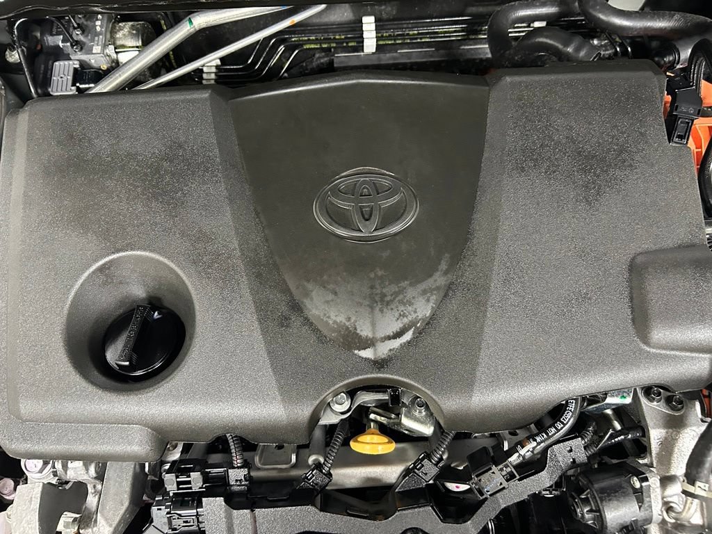 Certified 2025 Toyota Camry XLE FWD image 10