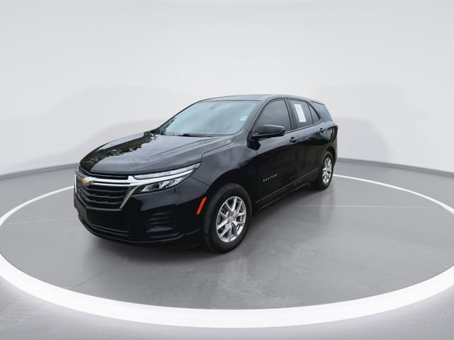 Used 2023 Chevrolet Equinox LS FWD image 4