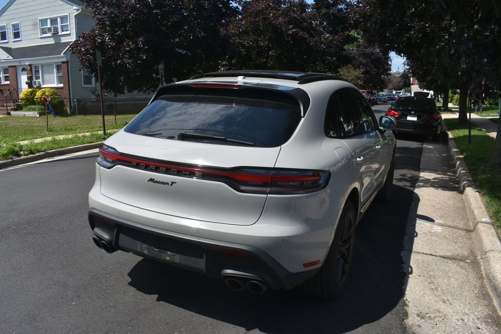 Used 2023 Porsche Macan Turbo AWD/4WD image 6