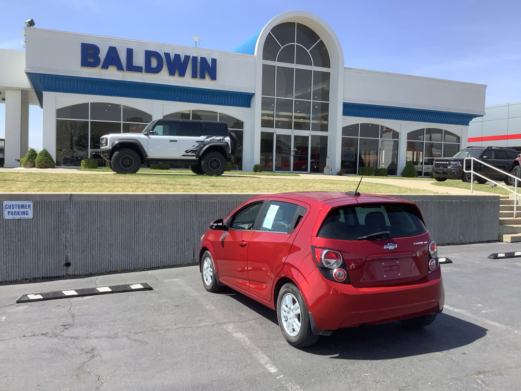 Used 2015 Chevrolet Sonic LT image 5