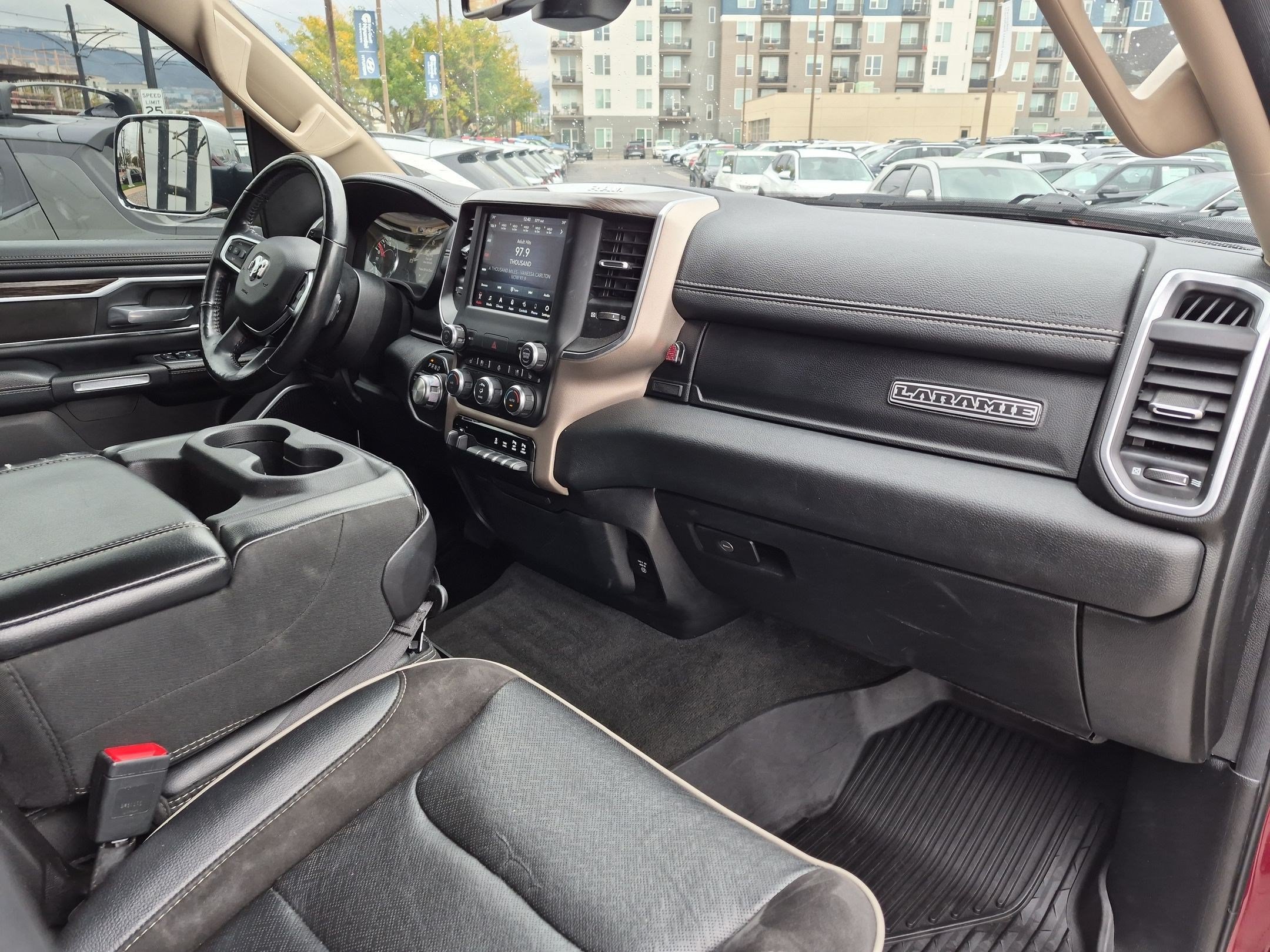 Used 2020 RAM 1500 Laramie AWD/4WD image 31