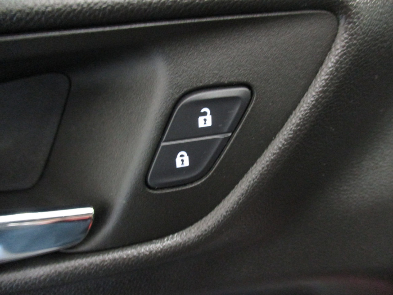 Used 2024 Chevrolet Trax LS image 16