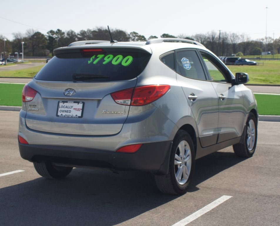 Used 2011 Hyundai Tucson GLS image 12