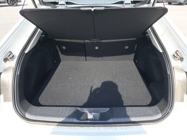 Used 2025 Toyota Prius FWD image 12