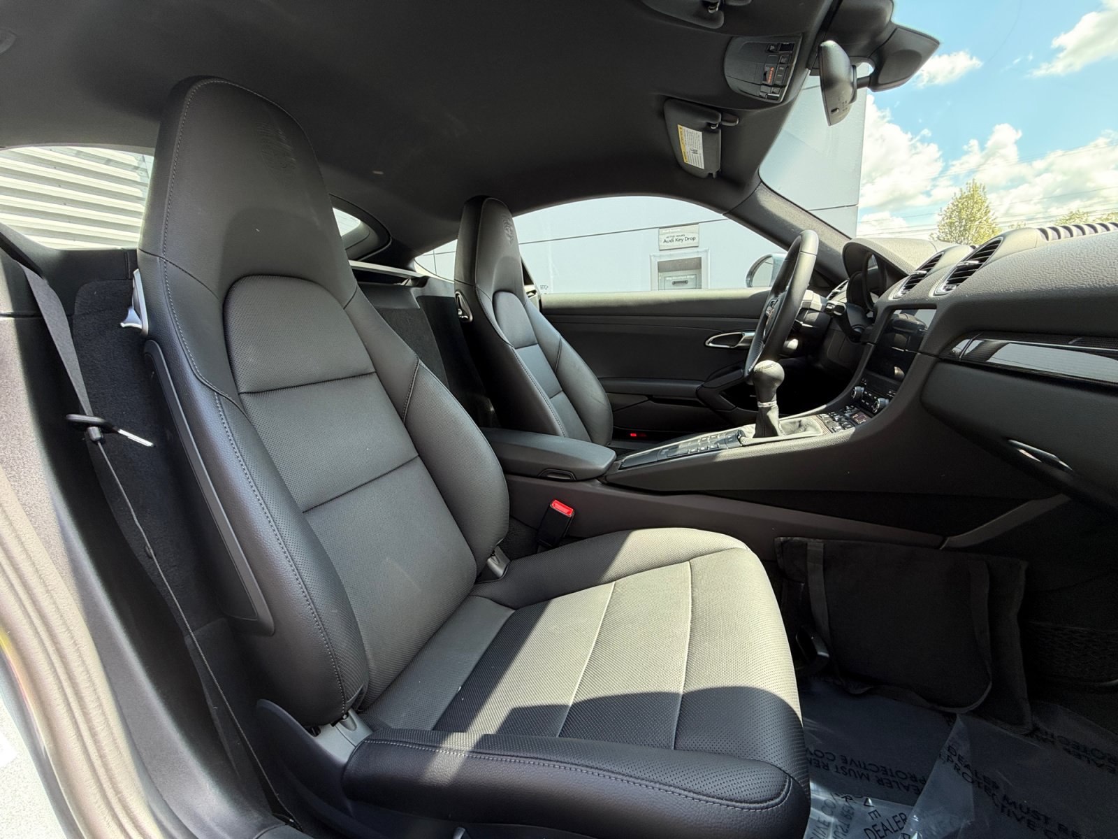 Used 2025 Porsche 718 Cayman RWD image 22
