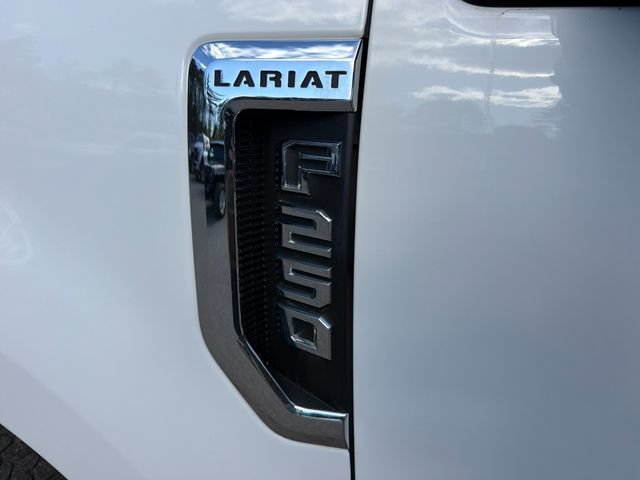 Used 2019 Ford F250 Lariat w/ Lariat Ultimate Package AWD/4WD image 9