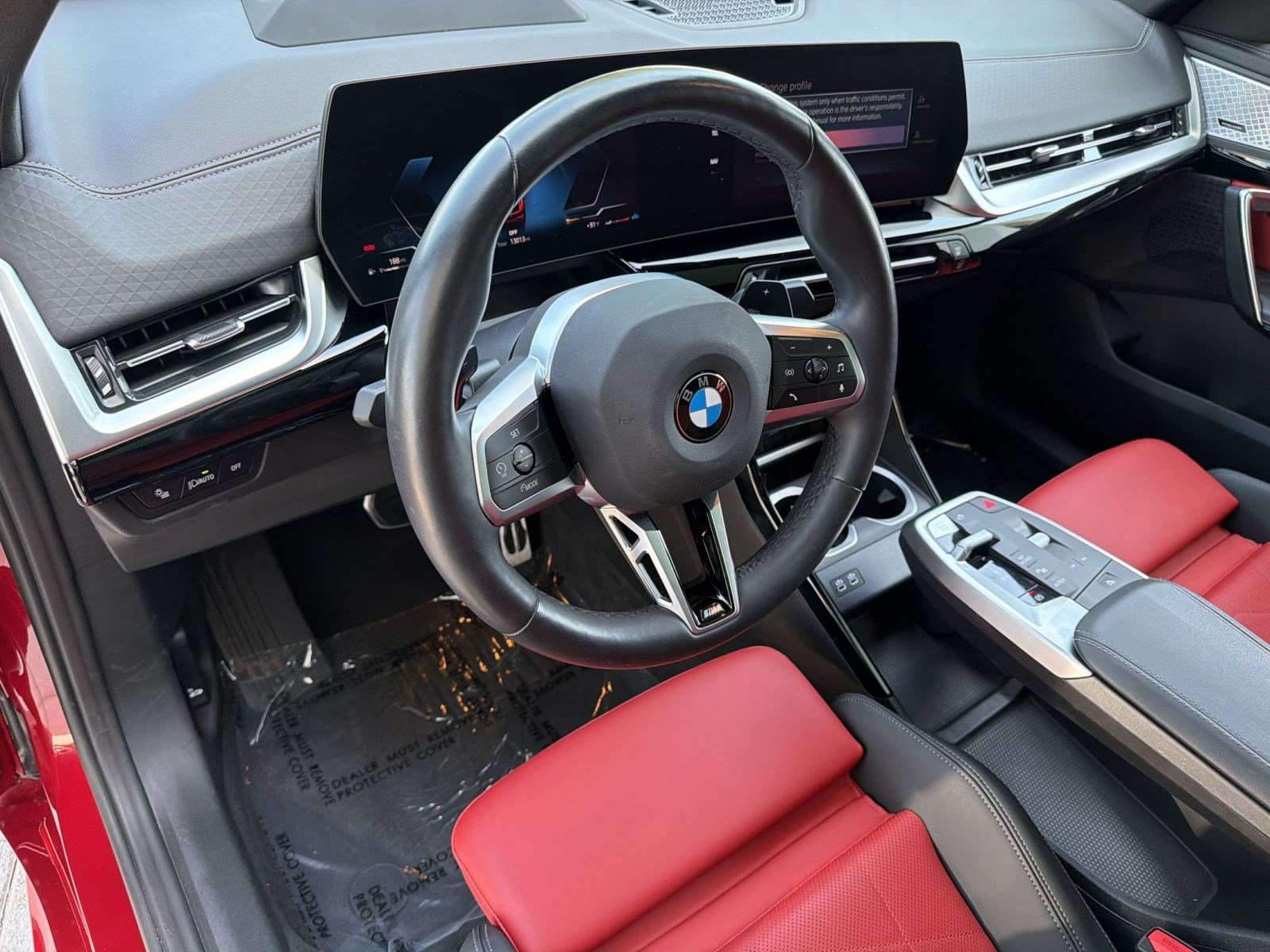 Used 2025 BMW X2 xDrive28i w/ Premium Package AWD/4WD image 4