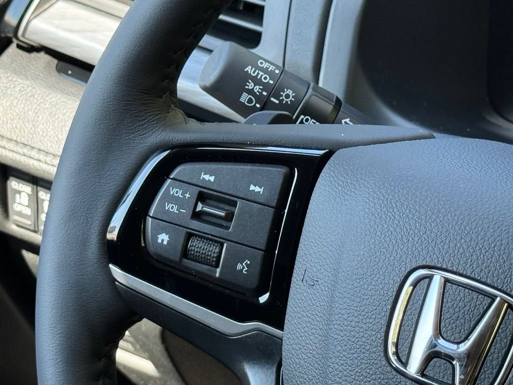 Used 2026 Honda Odyssey Elite image 16