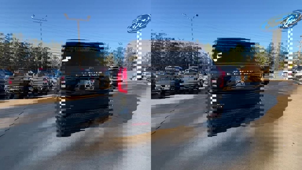 New 2026 Ford Expedition Active image 5