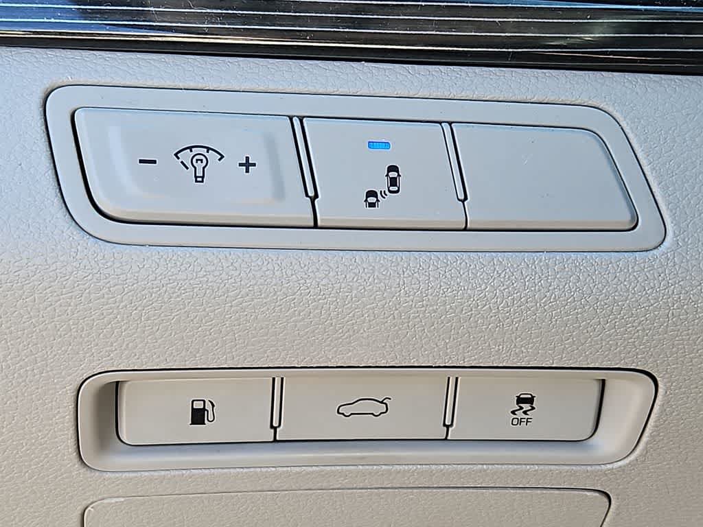 Used 2018 Hyundai Sonata Limited FWD image 24
