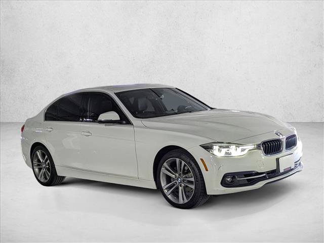 Used 2018 BMW 330i Sedan RWD image 3