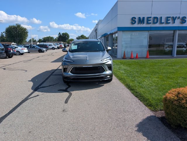 Used 2024 Buick Encore GX Sport Touring FWD image 25