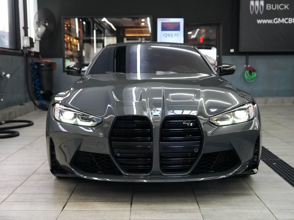 Used 2022 BMW M4 Competition w/ Executive Package RWD image 2