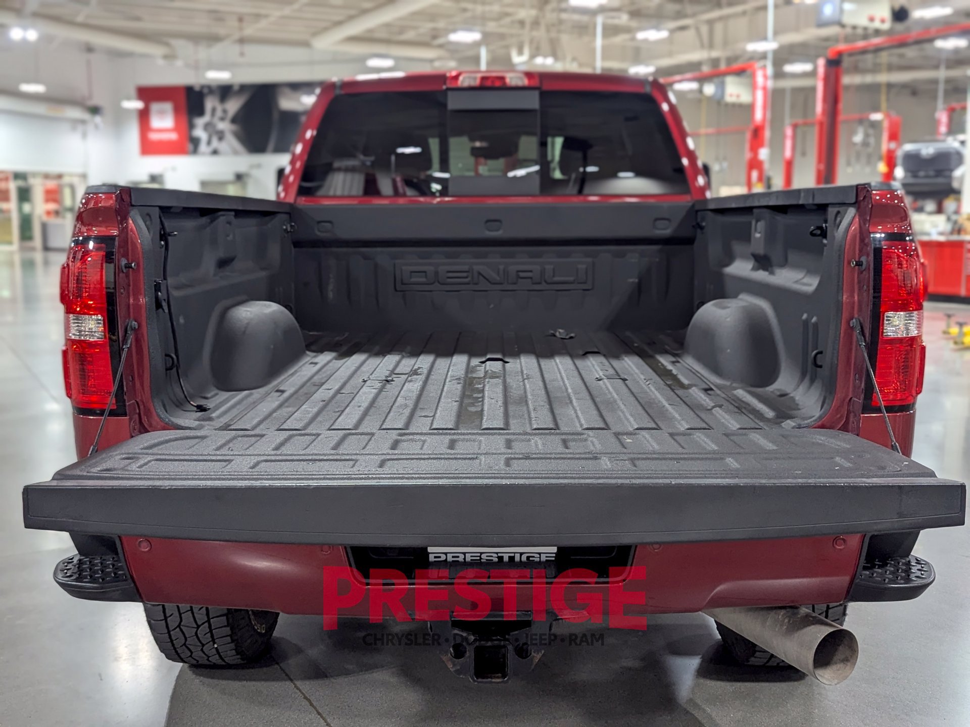 Used 2018 GMC Sierra 3500 Denali w/ Duramax Plus Package AWD/4WD image 13