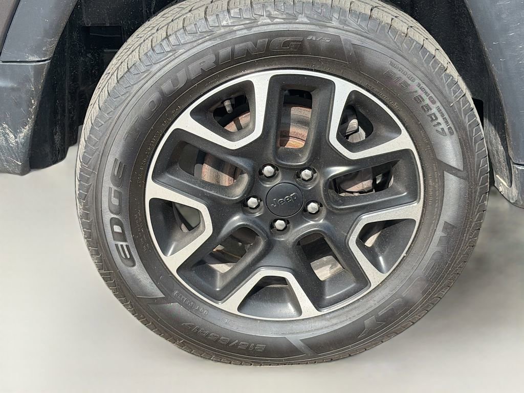 Used 2020 Jeep Compass Trailhawk image 9