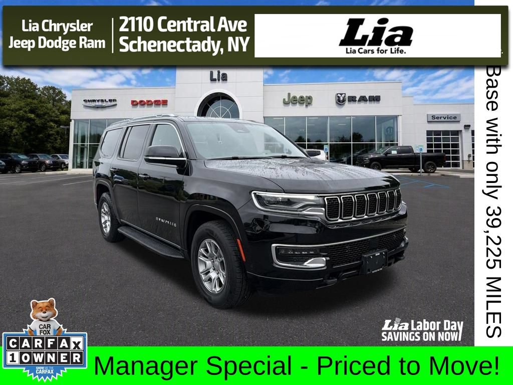 Used 2023 Jeep Wagoneer 4WD image 1