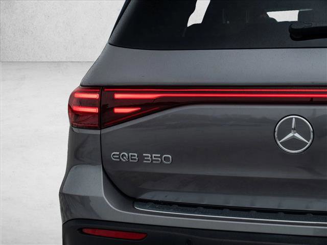Used 2024 Mercedes-Benz EQB 350 4MATIC SUV image 15