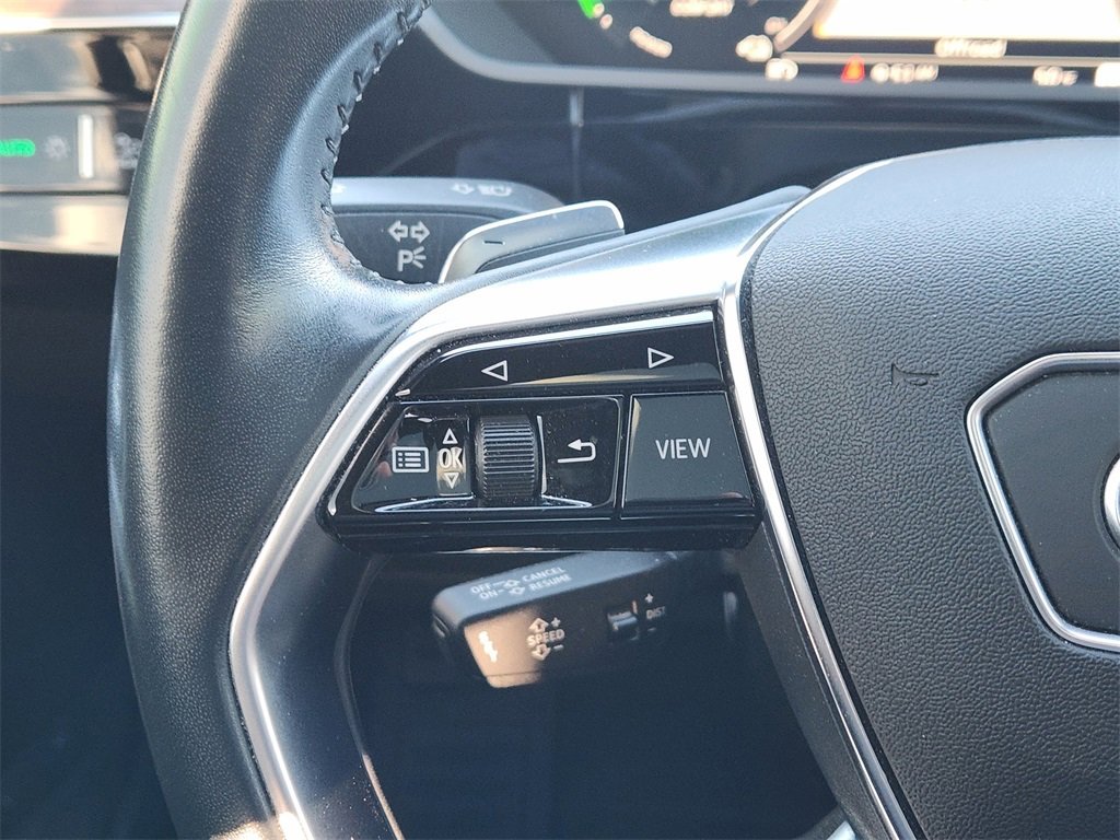 Used 2019 Audi e-tron Prestige image 29