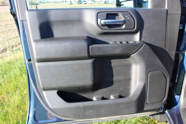 Used 2020 Chevrolet Silverado 2500 Custom w/ Custom Value Package image 22