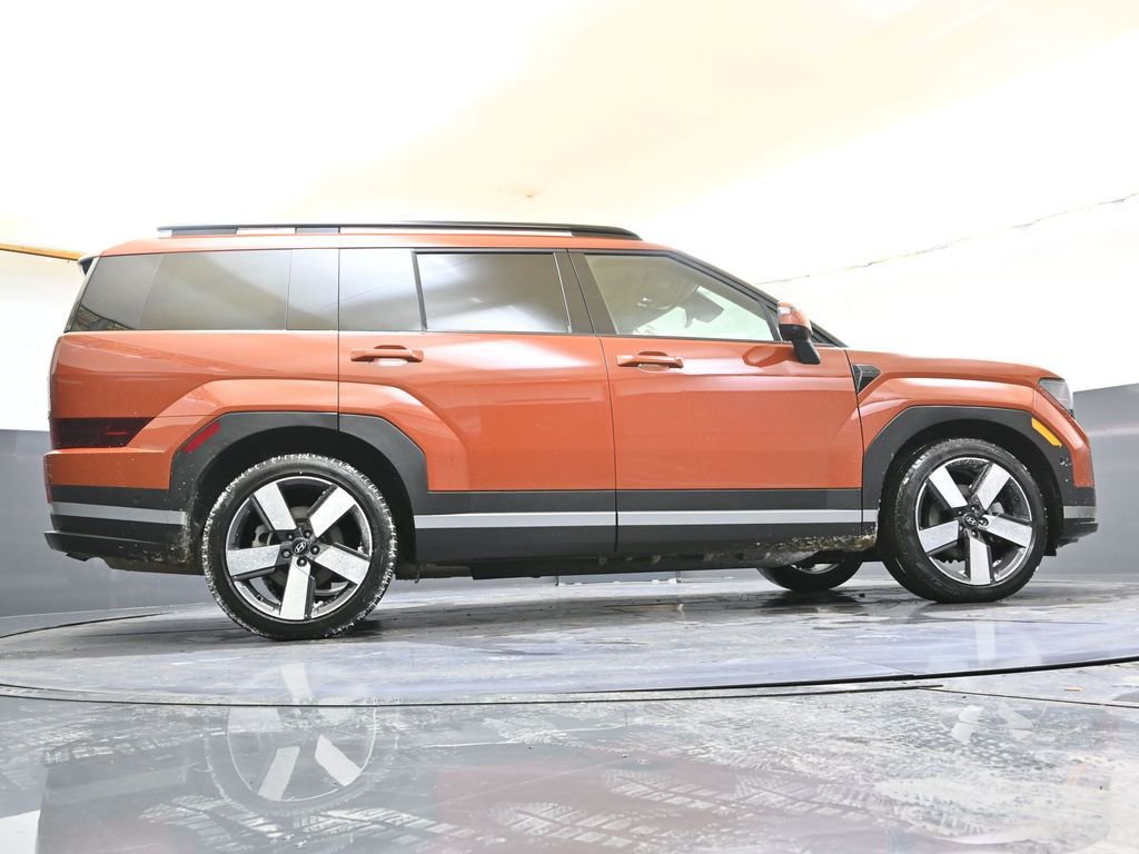 Used 2025 Hyundai Santa Fe Limited image 35