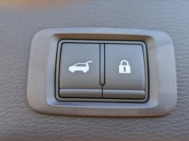 New 2025 Mitsubishi Outlander SE image 14