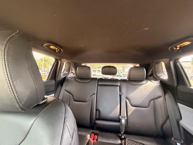 Used 2023 Jeep Compass Latitude AWD/4WD image 10