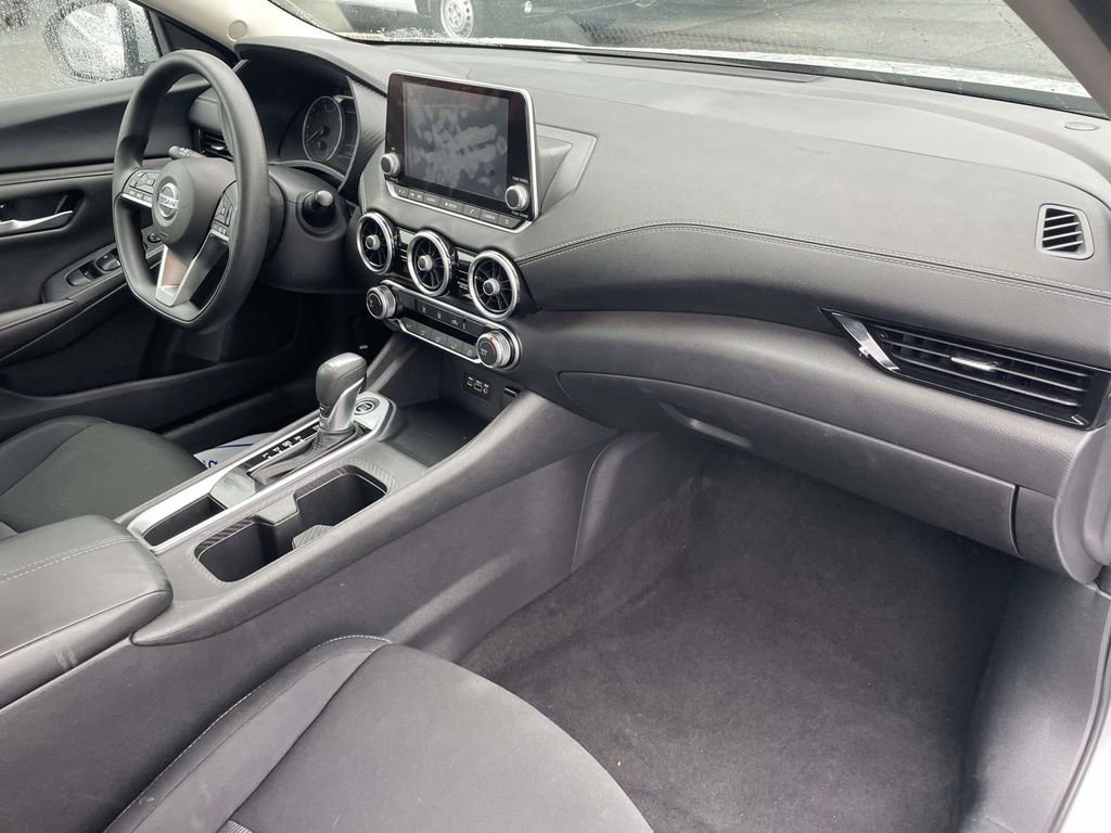 Used 2023 Nissan Sentra SV image 14