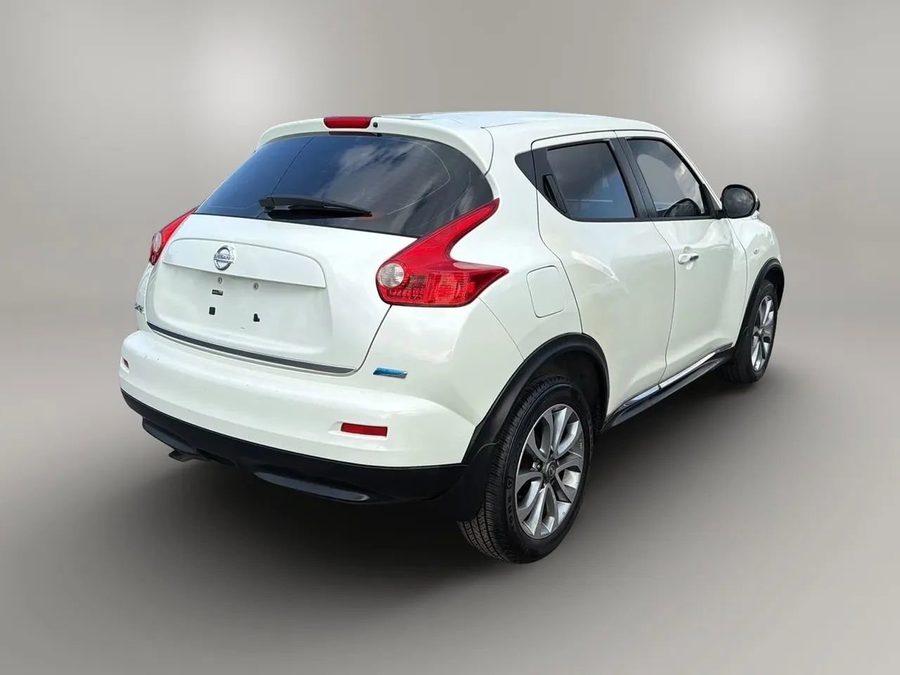 Used 2012 Nissan Juke S w/ Chrome Pkg FWD image 5