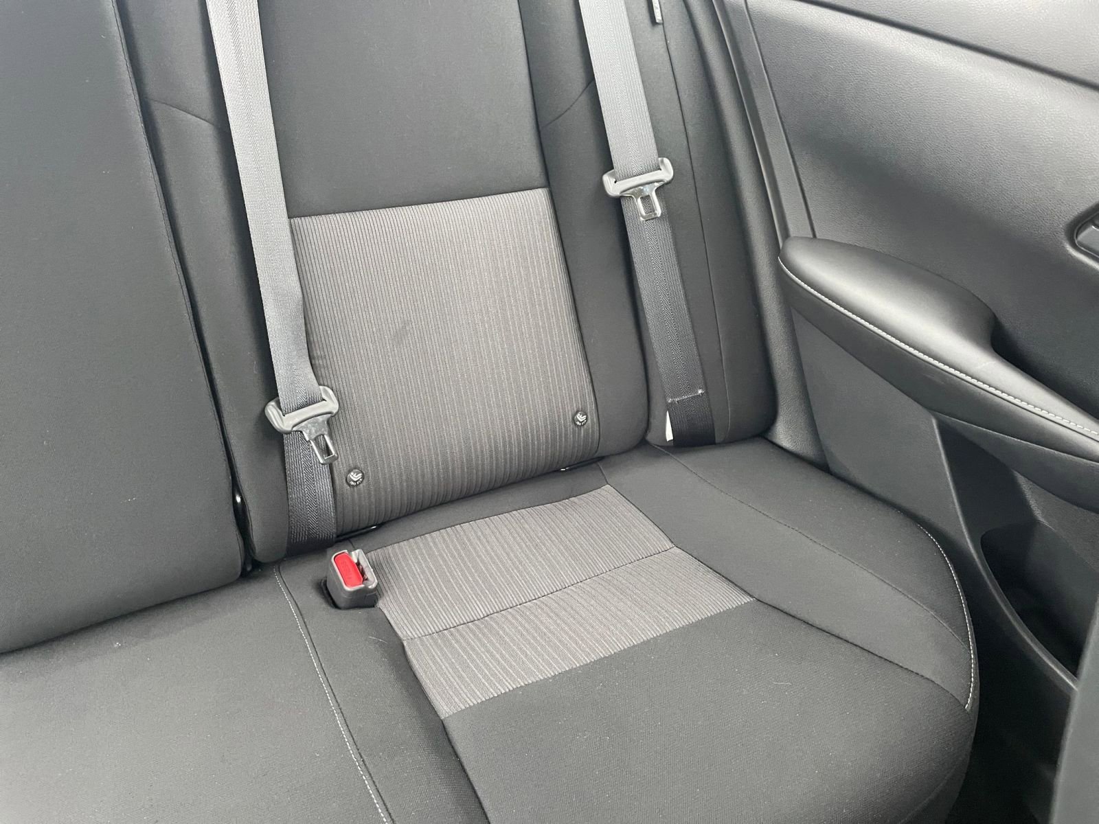 Used 2025 Nissan Sentra SV image 35