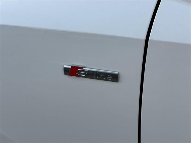 Used 2024 Audi Q3 2.0T Premium image 31