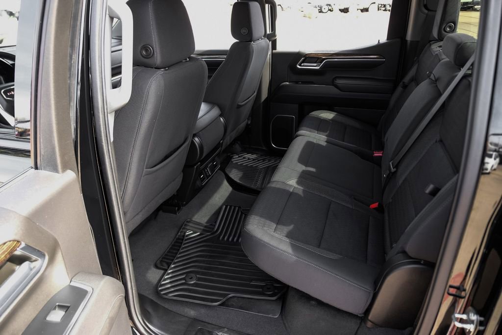 Used 2023 GMC Sierra 1500 Elevation image 39