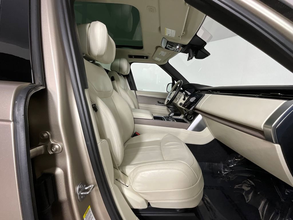 Used 2022 Land Rover Range Rover First Edition AWD/4WD image 20