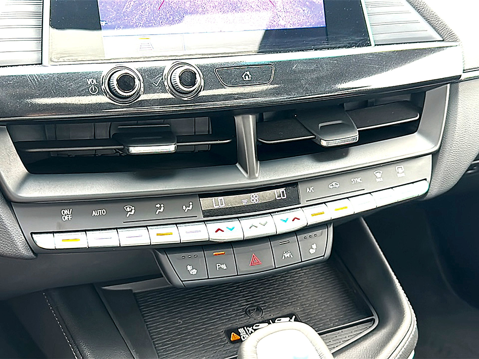 Certified 2026 Cadillac CT4 Luxury AWD/4WD image 34