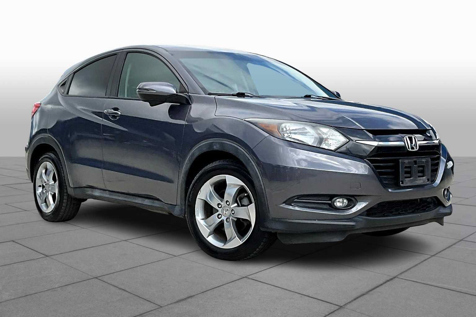 Used 2017 Honda HR-V EX image 3