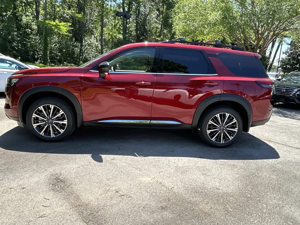 New 2026 Nissan Pathfinder Platinum w/ Lighting Package AWD/4WD image 4