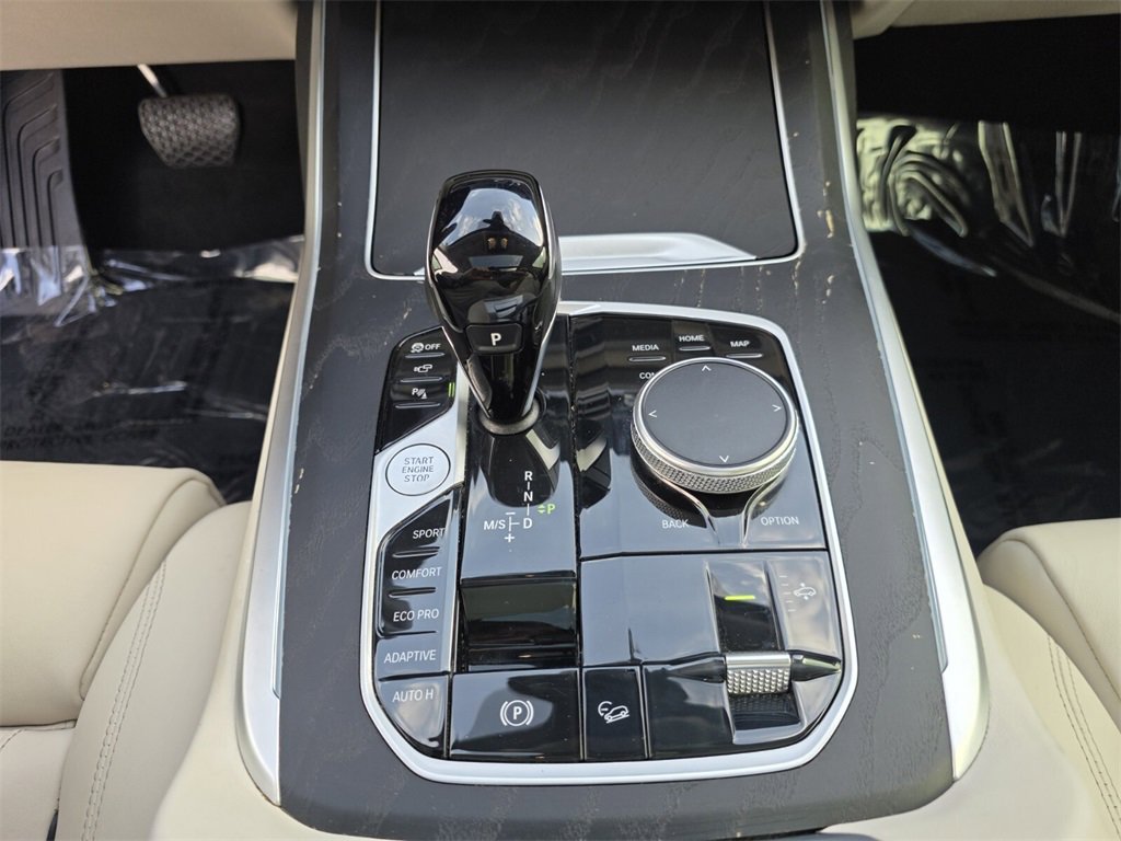 Used 2022 BMW X7 xDrive40i w/ Premium Package image 28