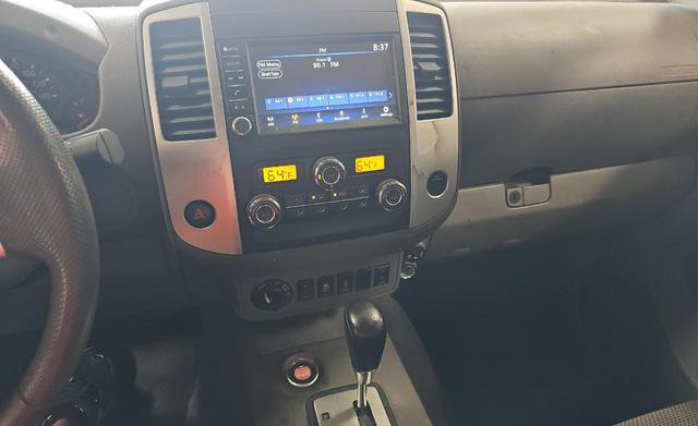 Used 2021 Nissan Frontier SV w/ Midnight Edition Floor Mats image 16