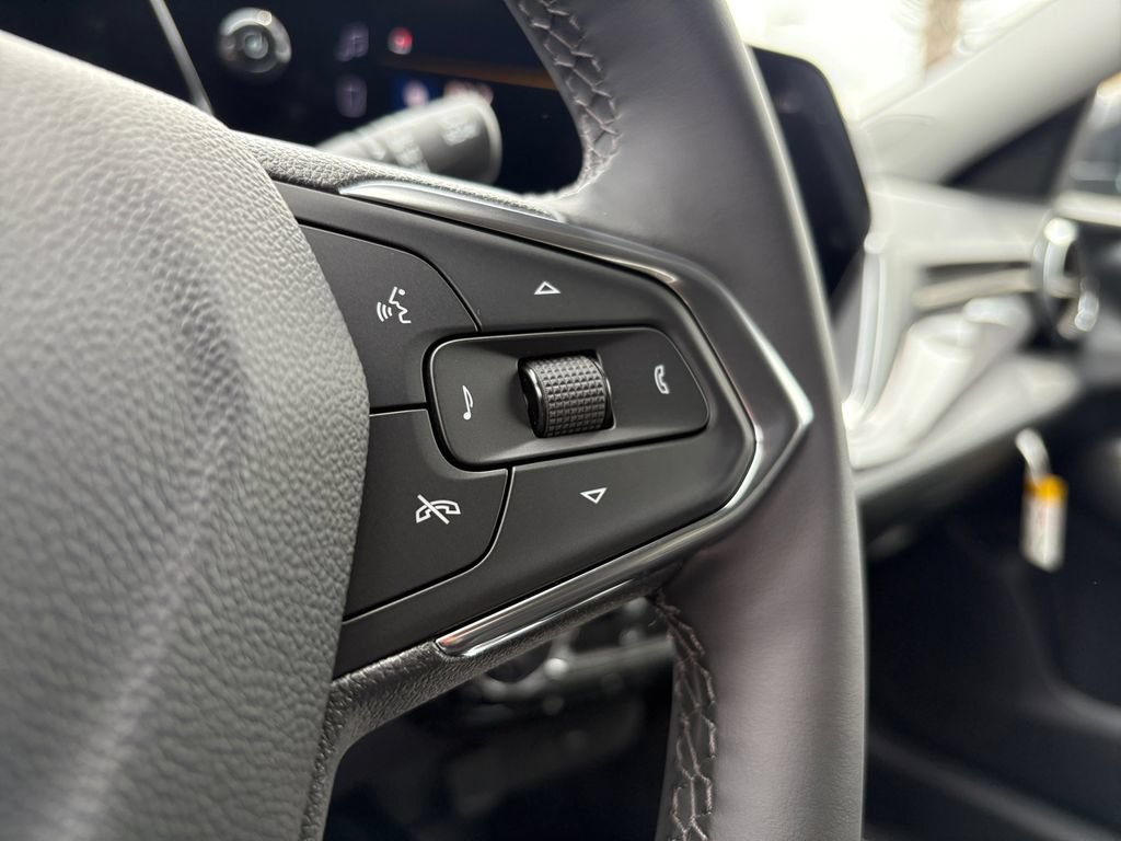 New 2026 Chevrolet Trax ACTIV w/ Driver Confidence Package FWD image 30