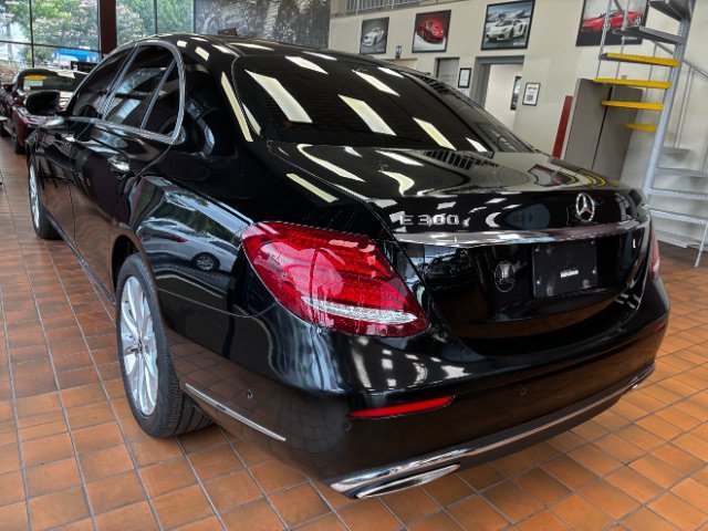 Used 2019 Mercedes-Benz E 300 4MATIC w/ Driver Assistance Package image 7
