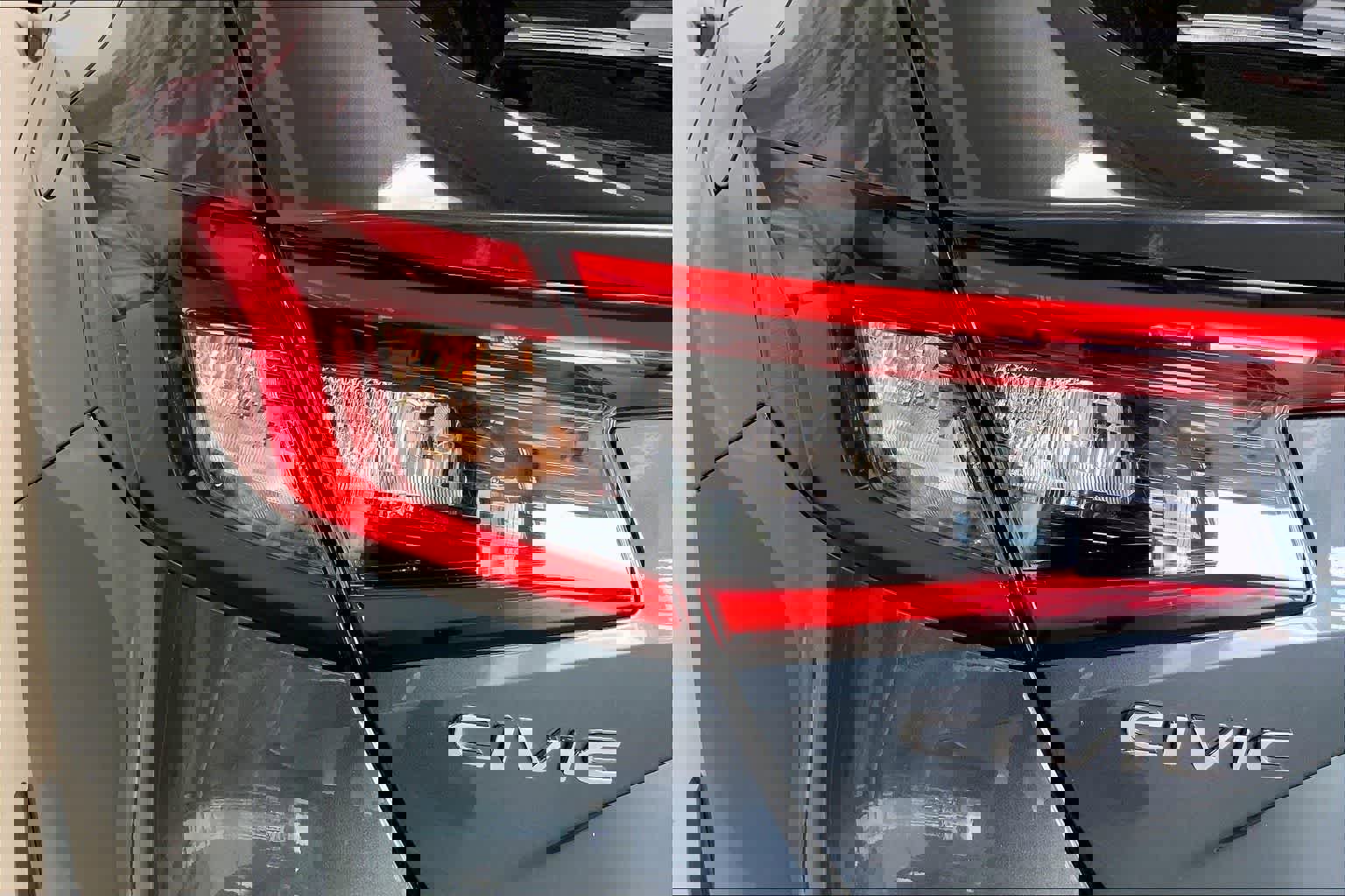 Used 2024 Honda Civic EX-L image 27